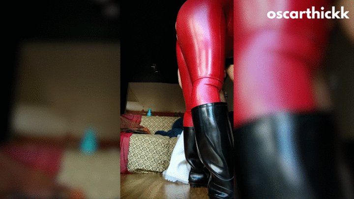 Read more about the article CumDrunk LATEX Slut